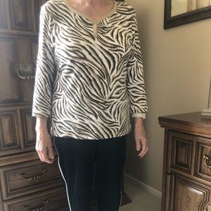 Karen Scott leopard blouse